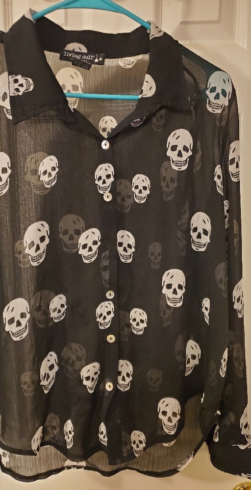 Sheer skull button down